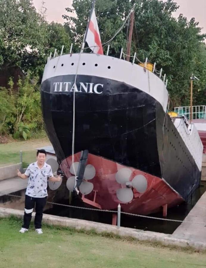 Titanic Park Bed & Breakfast Ban Bo  Екстериор снимка